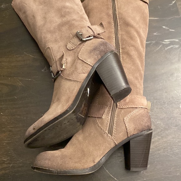 Dolce Vita | Taupe Brown Suede Mid Heel Winter Boot Buckle women’s 7.5 - Picture 5 of 9